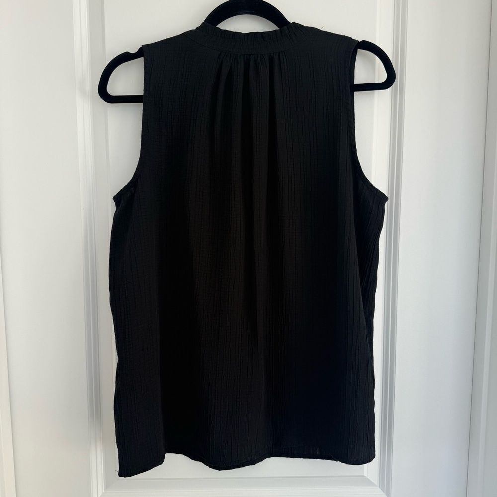 TRIBAL | Sleeveless textured blouse - Size Medium - Picture 6 of 10